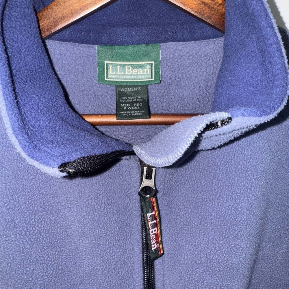 LL Bean Fleece Vest Women's Medium Reg‎ Purple Outdoors Hiking Layering EUC - Picture 6 of 11